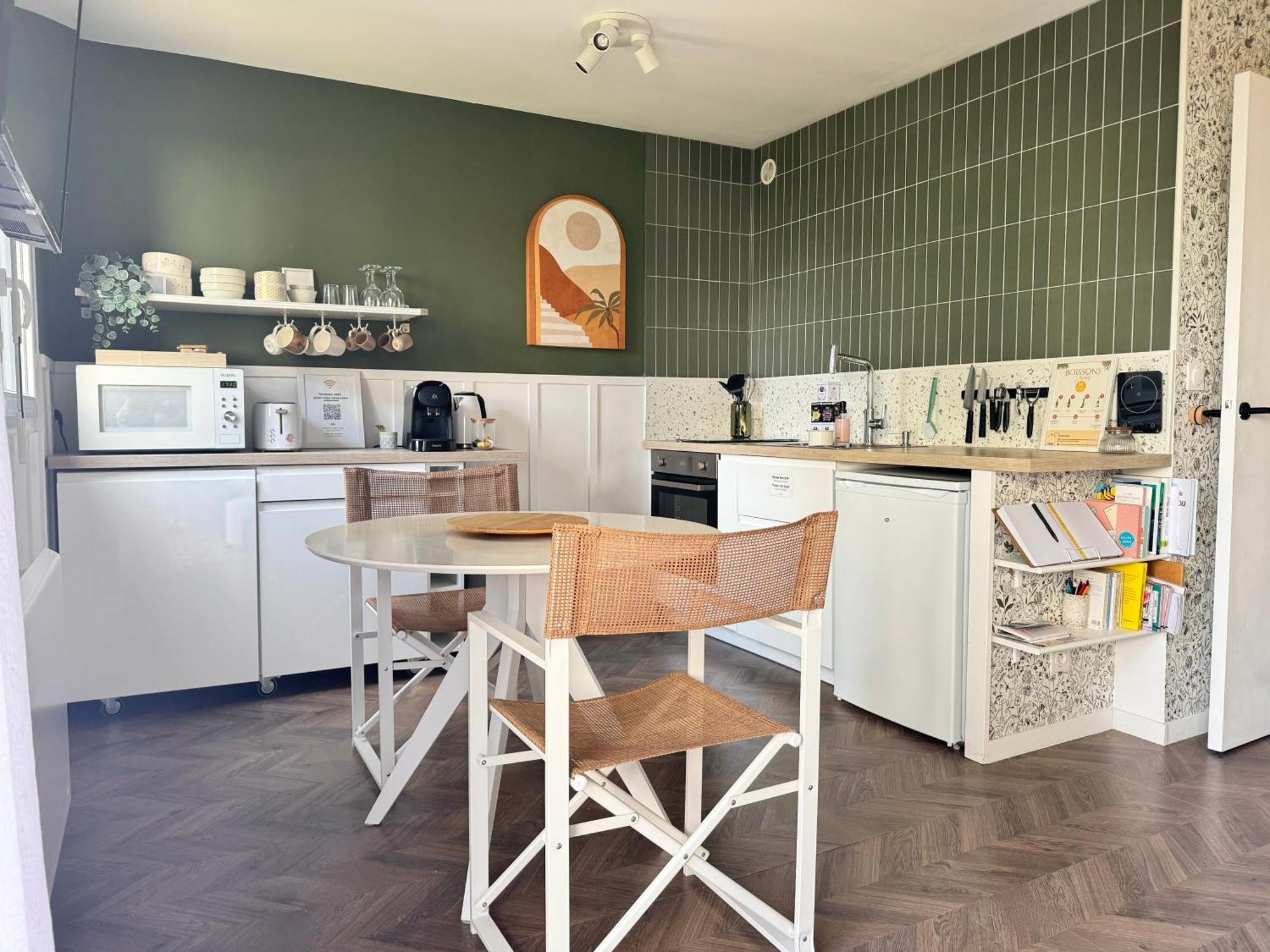 Studio La Petite Oasis- Ideal Couple - Calme - Balcon Sud - Lumineux - 10Min Du Centre & Plage - Proche Centre Juno Beach - Wifi Courseulles-sur-Mer Exterior foto